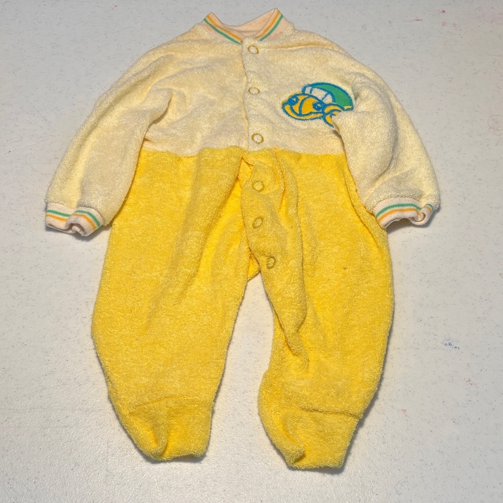 Source Unknown Yellow and Cream Kids Footie